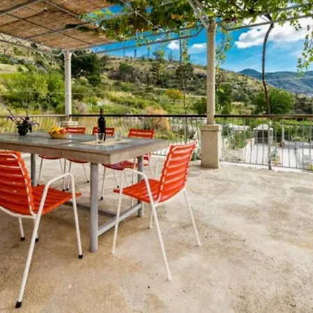 Apartment Klis - Three-bedroom With Terrace *